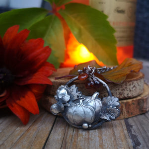 The Foliage Wreath Necklace